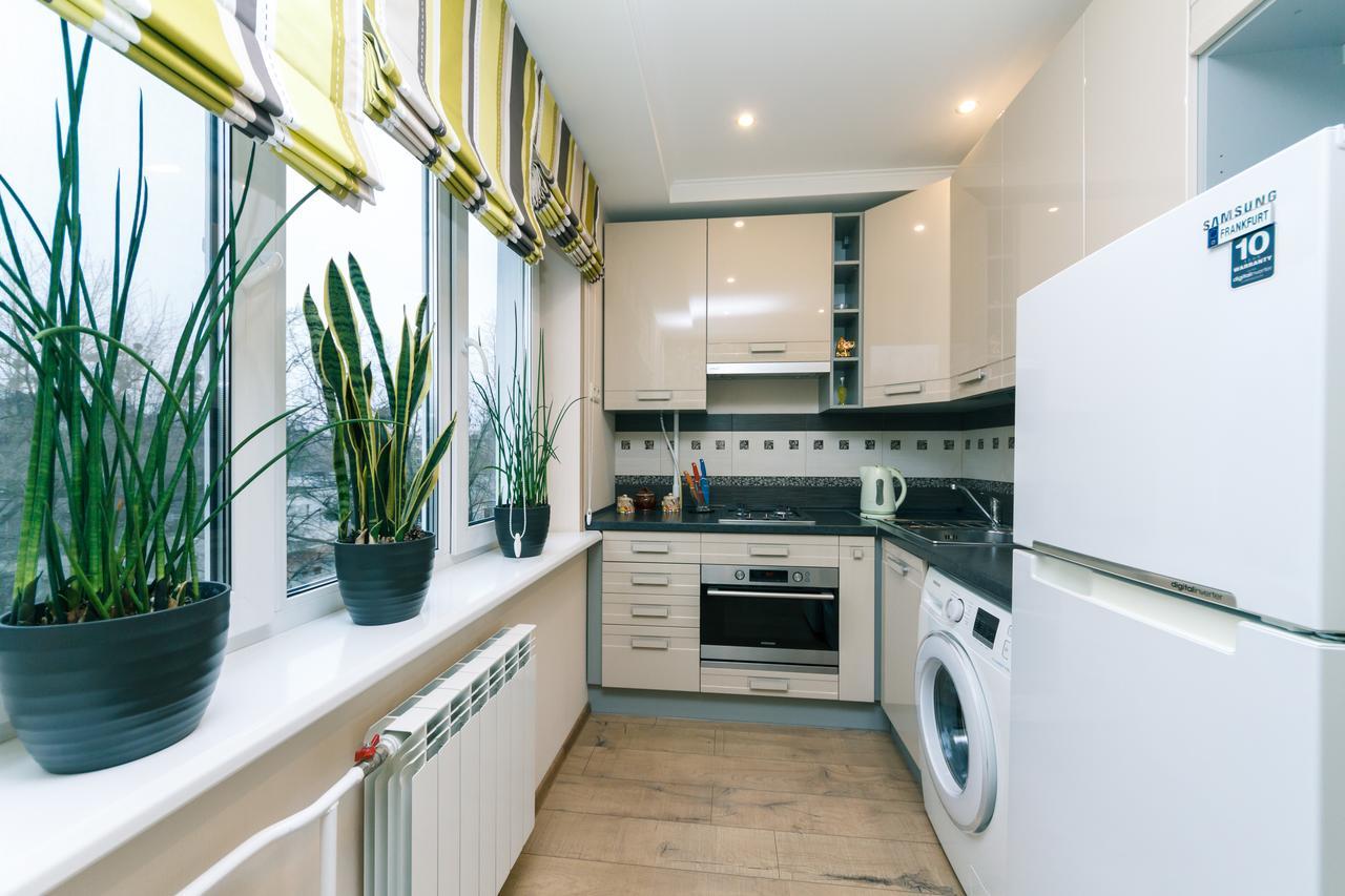 קייב Apartment On Sevastopolska Square מראה חיצוני תמונה